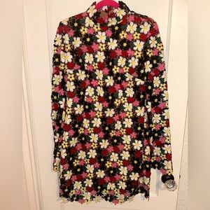 Elliatt Cay Open-Back Crochet Minidress Size L